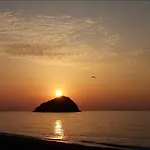 Finestra Sul Mare Home1-affitti Brevi Liguria Lägenhet