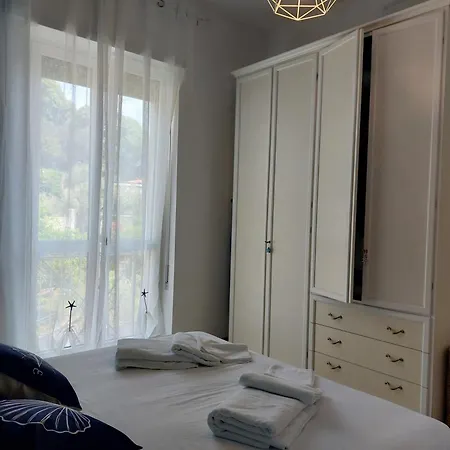Una Finestra Sul Mare Home1-Affitti Brevi Liguria Διαμέρισμα Bergeggi