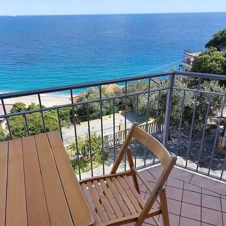 Una Finestra Sul Mare Home1-Affitti Brevi Liguria * Bergeggi