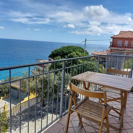 Apartment Finestra Sul Mare 1 Bergeggi